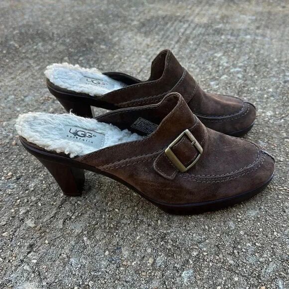 Ugg Australia Slip On Chunky Heel Buckle Suede Women’s Sz 7.5 - Picture 1 of 12